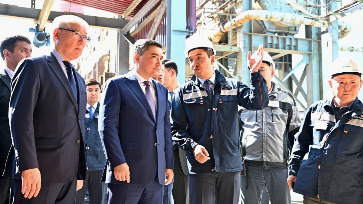 Бектенов: Нужно использовать передовые научные исследования для развития отечественной промышленности