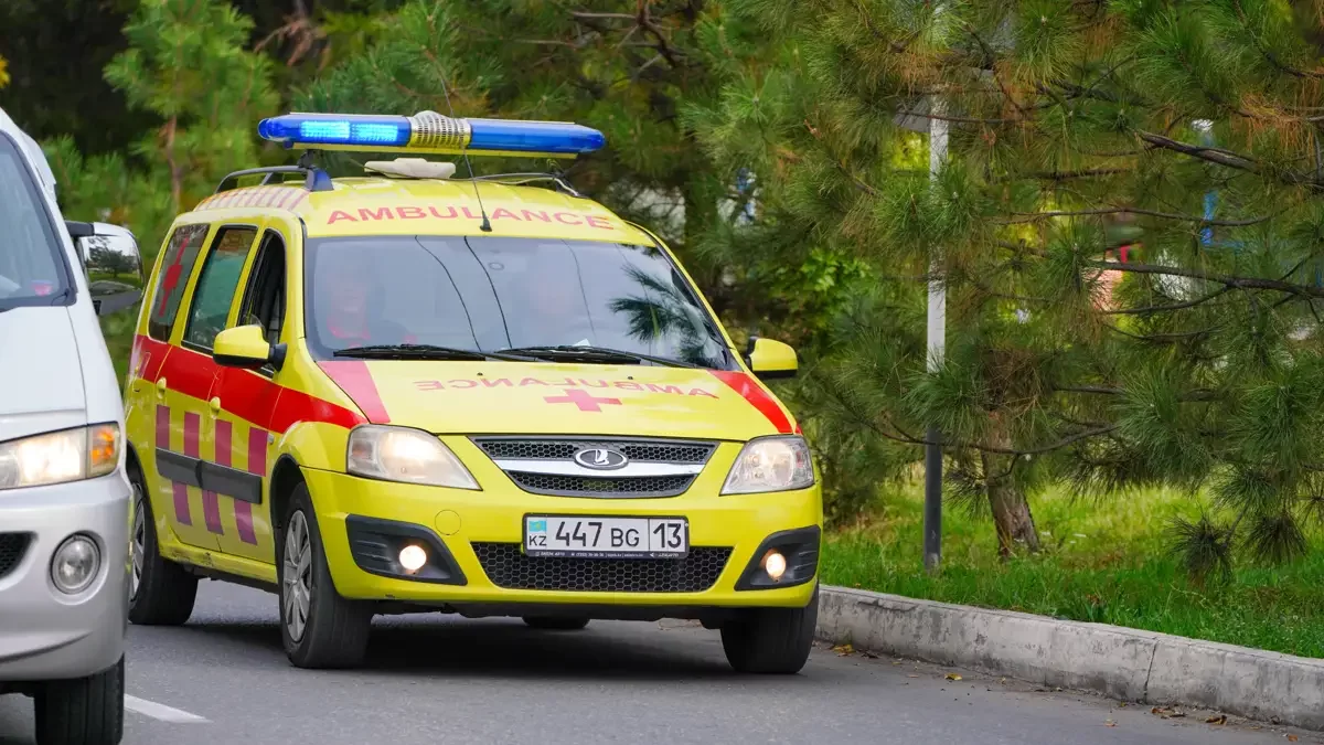 БҚО-да жол апатынан ауыр жарақат алған бала Оралға жеткізілді