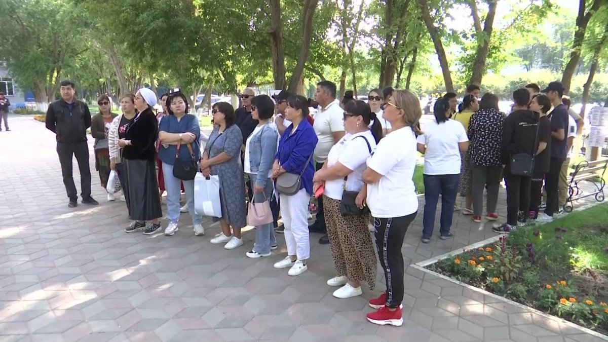 Ақтөбеде шетелдік жоғарғы оқу орнына түскен жүзден аса студент оқудан шығып қалды