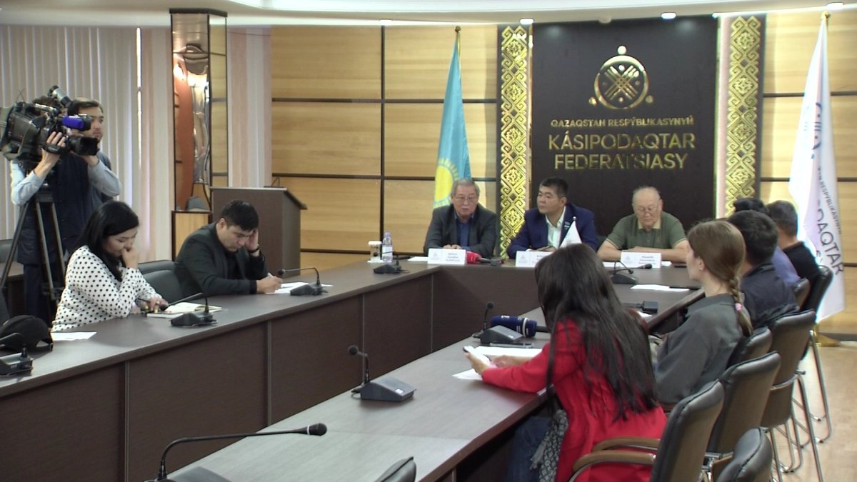 Федерация профсоюзов РК выступает за строительство АЭС в Казахстане