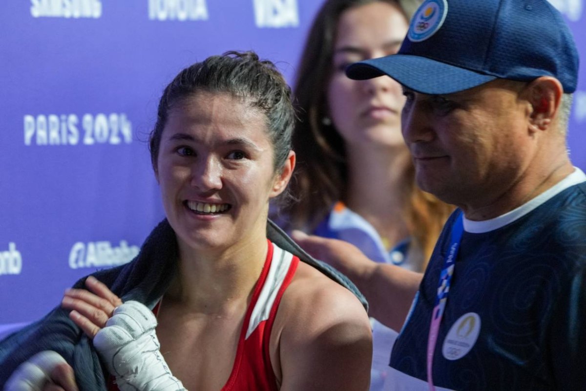 Боксерша Назым Кызайбай обеспечила себе медаль на Олимпиаде-2024