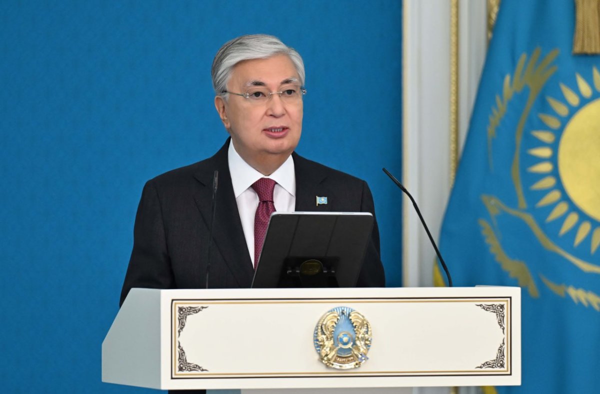 Мемлекет басшысы Конституция күнімен құттықтады