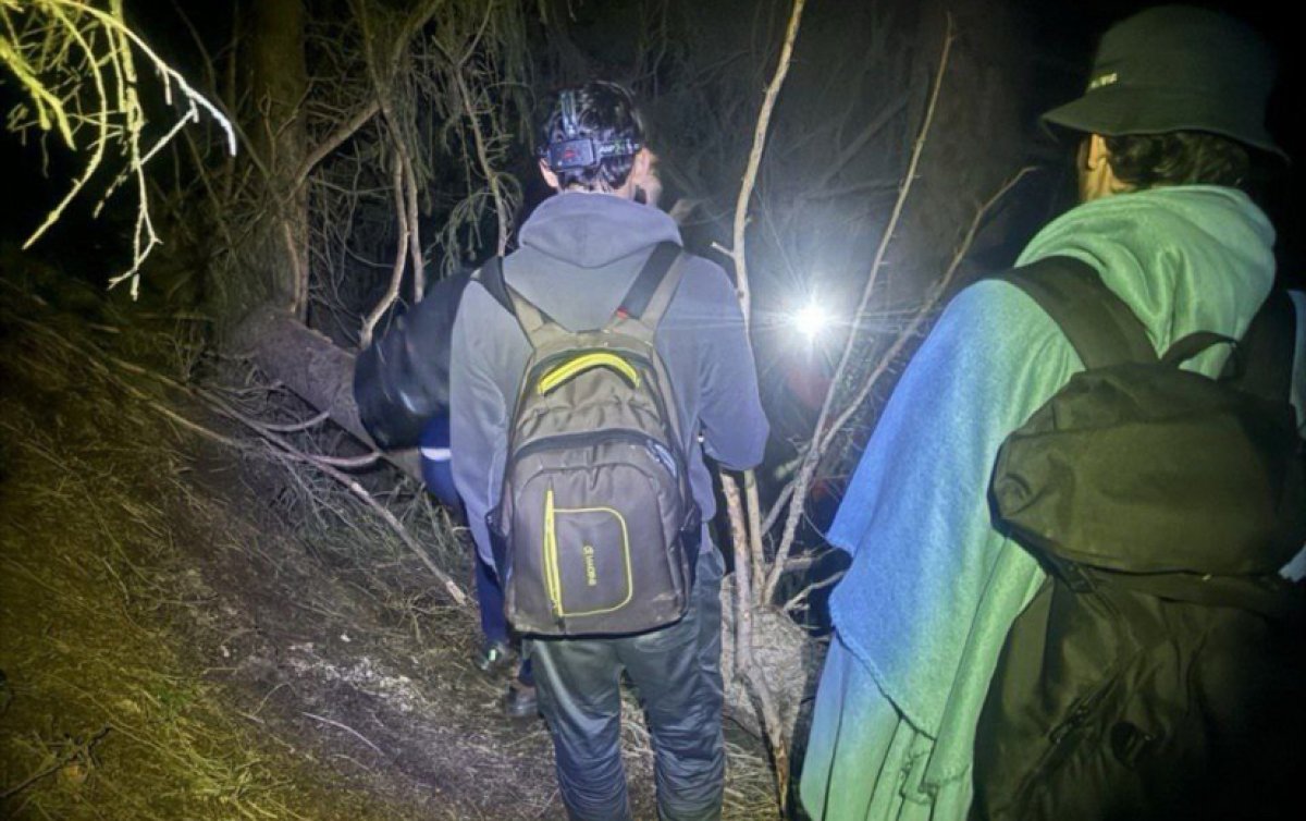 Трое туристов заблудились в горах Заилийского Алатау