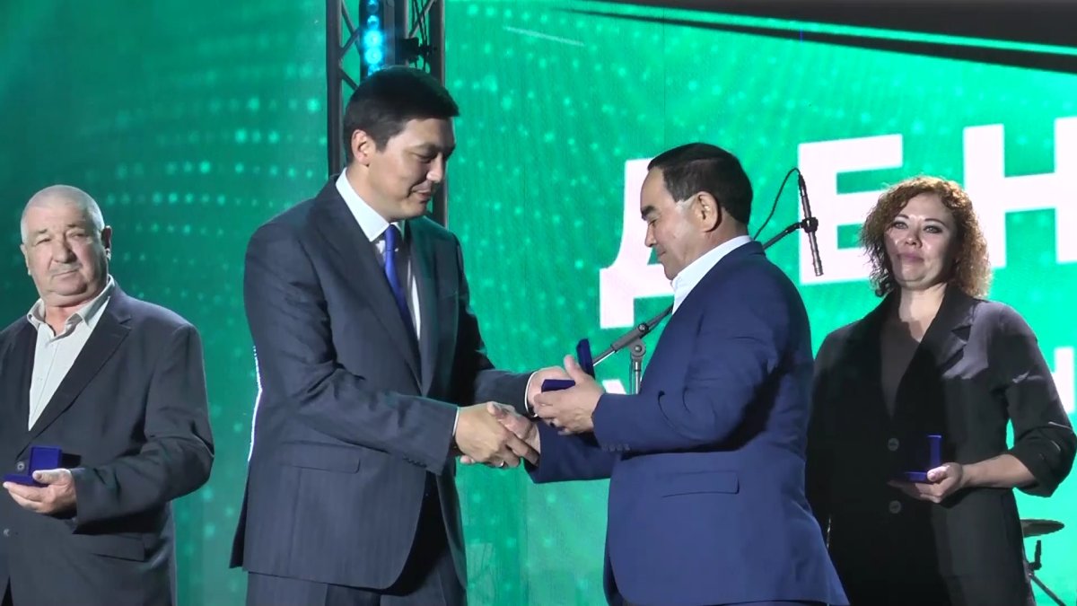 Екібастұзда теміржолшылар күні аталып өтілді