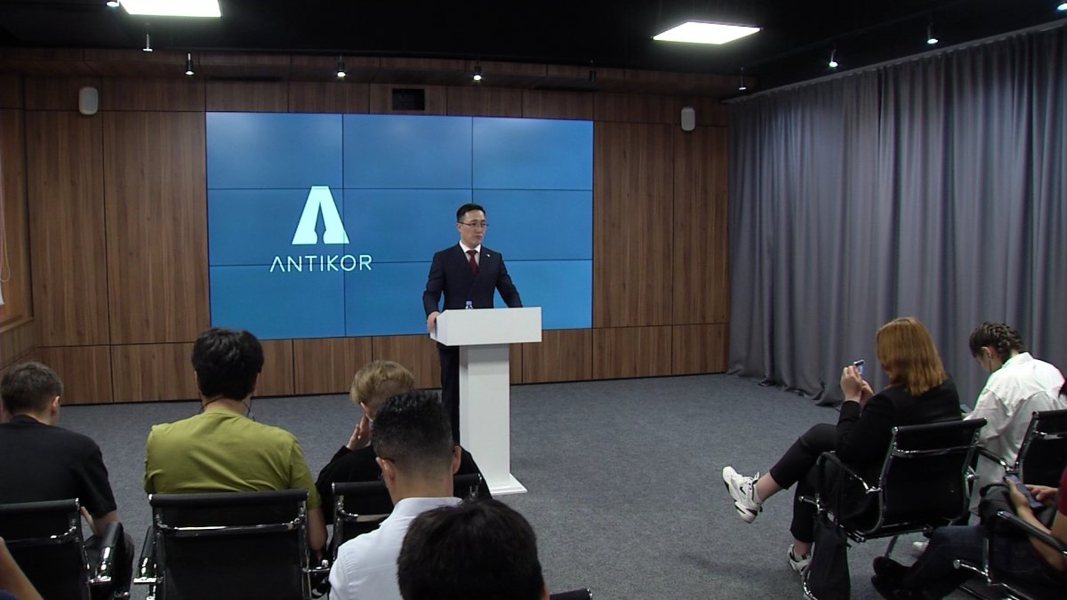 Военнослужащие строили дом для бывшего первого вице-министра по ЧС Кульшимбаева