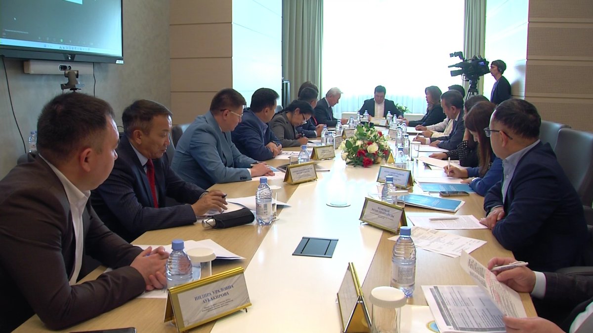 "Кемеліне келген кәсіпкерлер жеңілдіктен қағылмас үшін орта бизнеске көшпейді", - сарапшы