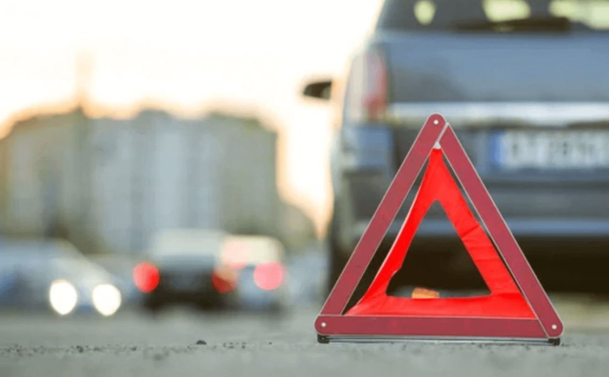 Атырауда жол апатынан бір адам көз жұмып, бесеуі ауруханаға түсті