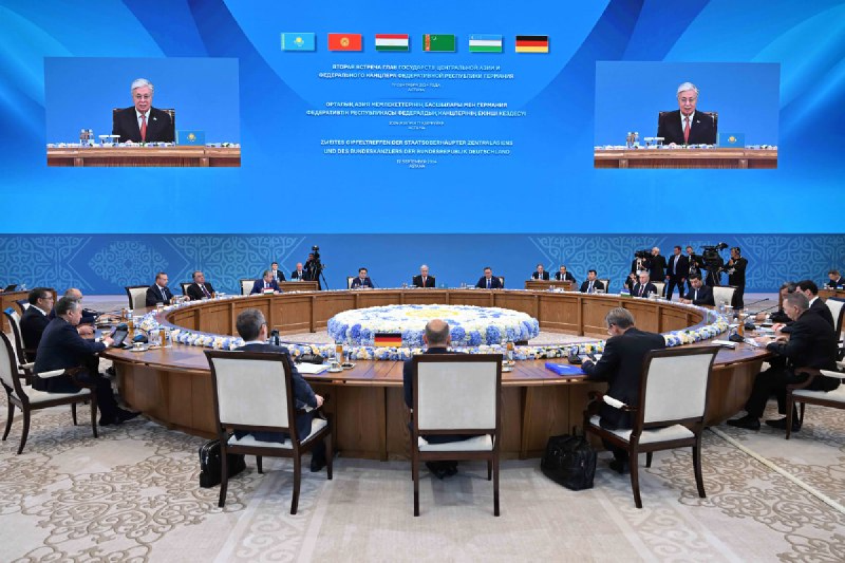 "Казахстан готов нарастить нефтяной экспорт на немецкий рынок", - Токаев