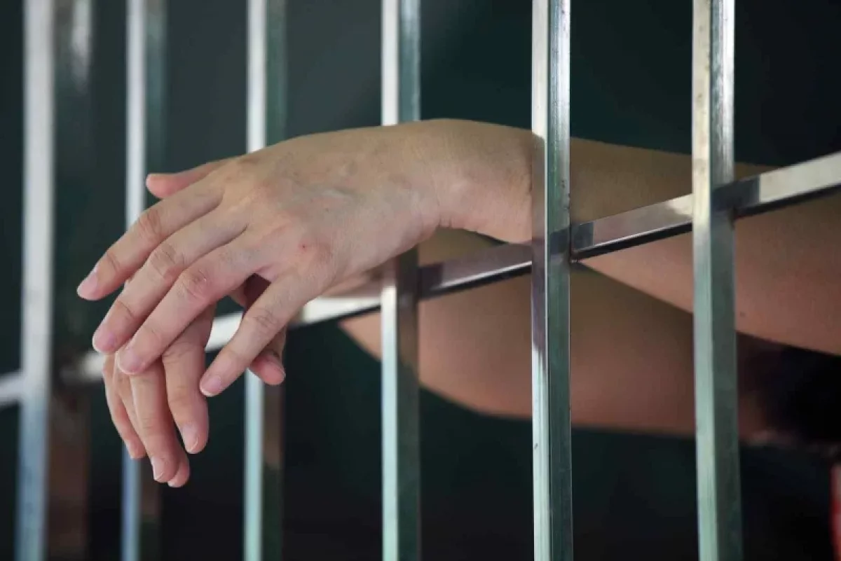 Два года тюрьмы получили глава и бухгалтер врачебно-физкультурного центра в Шымкенте