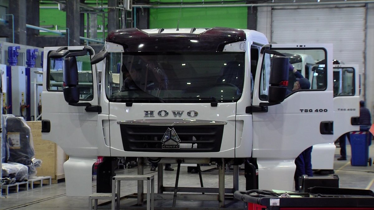 Свыше 1700 автобусов и спецтехники изготовил для регионов завод в Карагандинской области