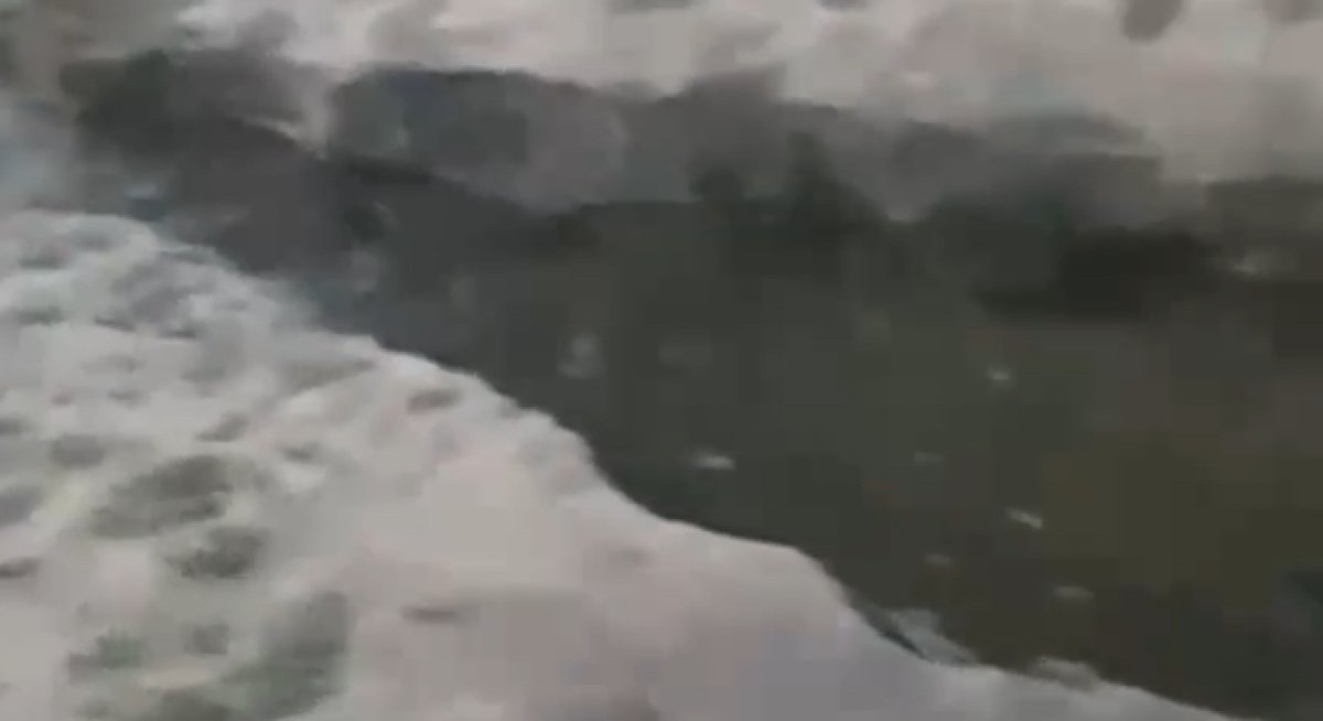 Вода с фекалиями стекает в Урал