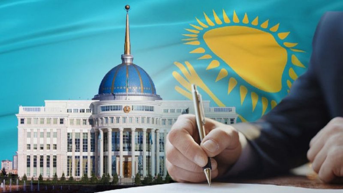 Президент республикалық референдум өткiзу туралы Жарлыққа қол қойды