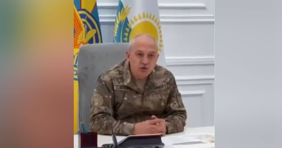 Блять фото Менің апаммен секс көру