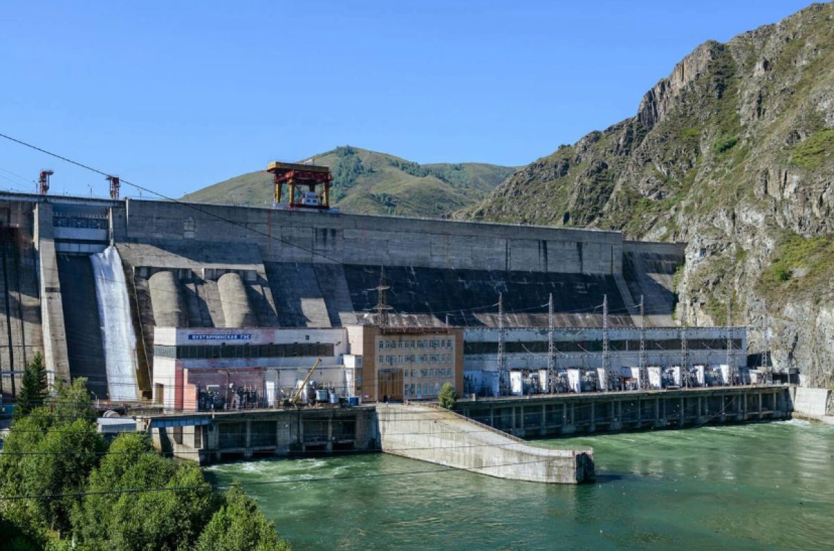 Подготовка к паводку: сбрасывать воду из Бухтарминского водохранилища начнут в конце сентября