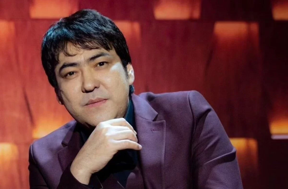 "Толғағы жоқ әкеңді толғандырып": Мейрамбек Бесбаев жаңа туған сәбиіне жан тебірентерлік жазба жариялады