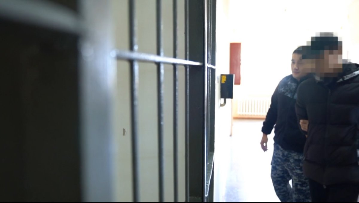 Нападение годичной давности на срочника: причастных задержали в Астане