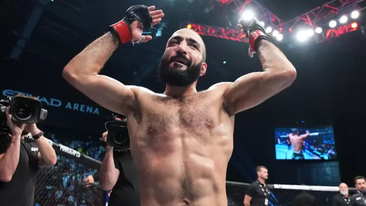 "Қоңырау күтемін": UFC чемпионы қазақстандық Шавкат Рахмоновты жекпе-жекке шақырды