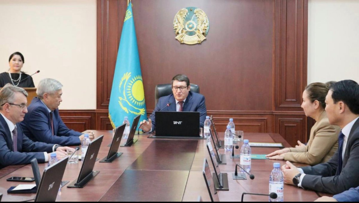 День работников атомной отрасли отметили в Казахстане