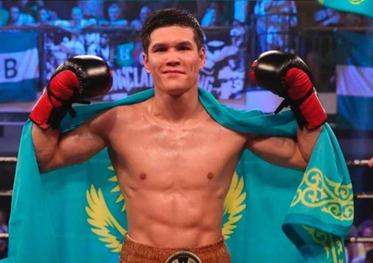 Данияр Елеусінов рингке оралып бокстан бейбітшілік белбеуін жеңіп алды