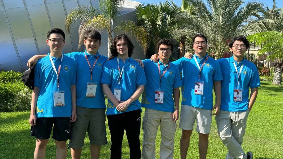 Қазақстандық оқушылар информатикадан халықаралық олимпиадаға аттанды