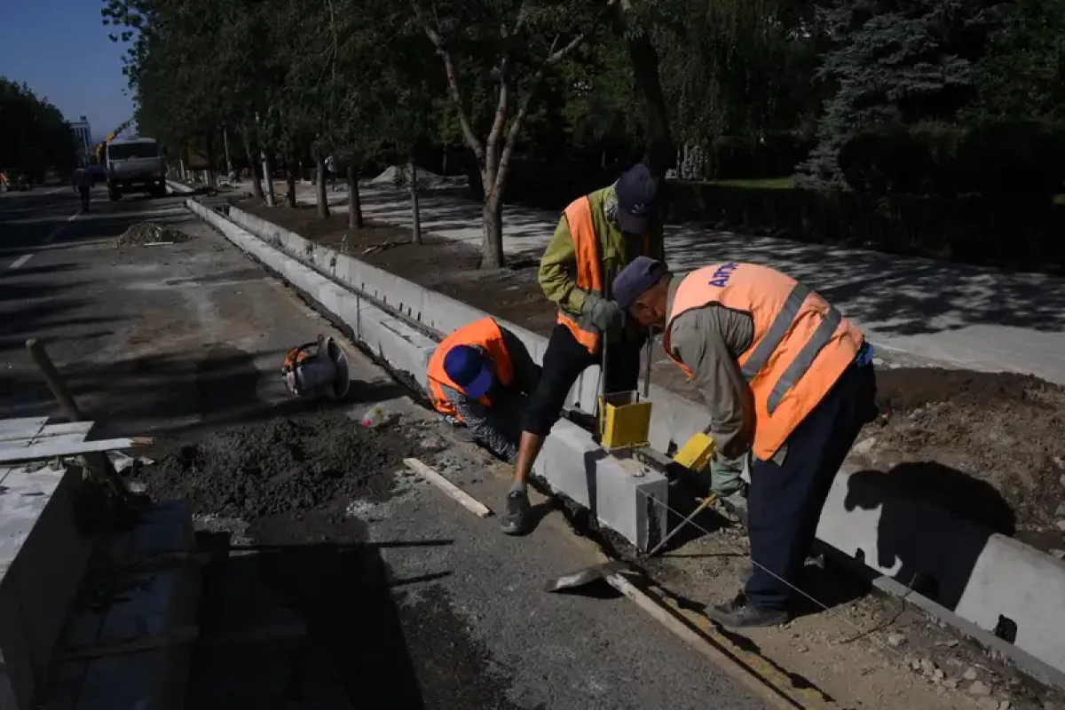 Жолды өз бетінше жөндеген лауазымды тұлғаға әкімшілік айыппұл салынды