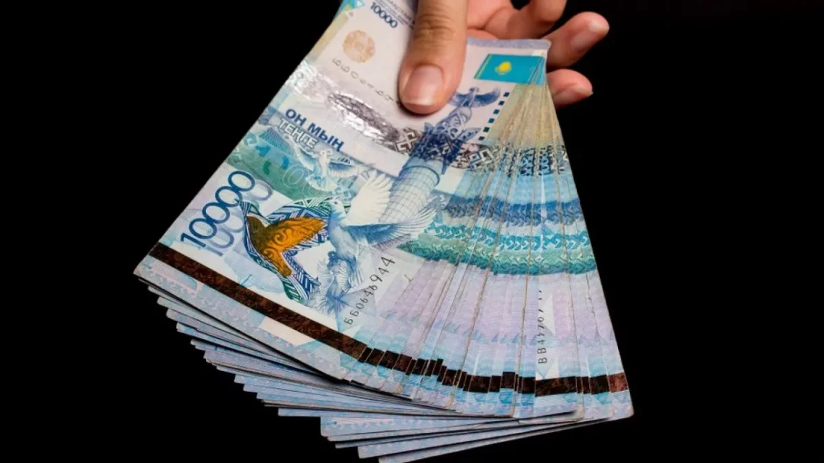 Астанчанина осудили за попытку дать взятку полицейскому