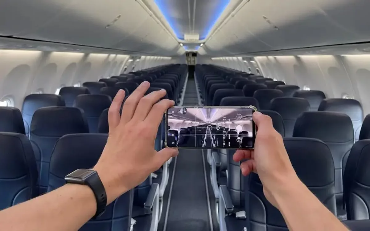 Ұшақта бомба бар деп әзілдеген жігіттің үстінен қылмыстық іс қозғалды