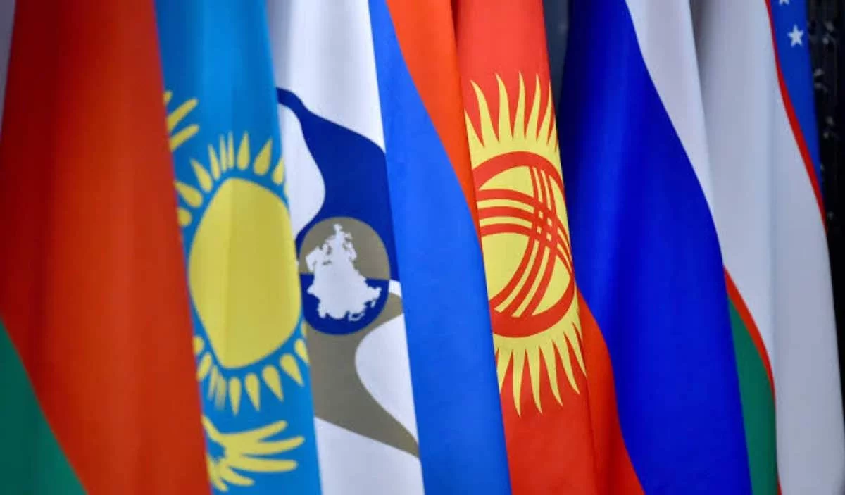 Қазақстандықтар енді Қырғызстанда 90 күннен артық қала алмайды