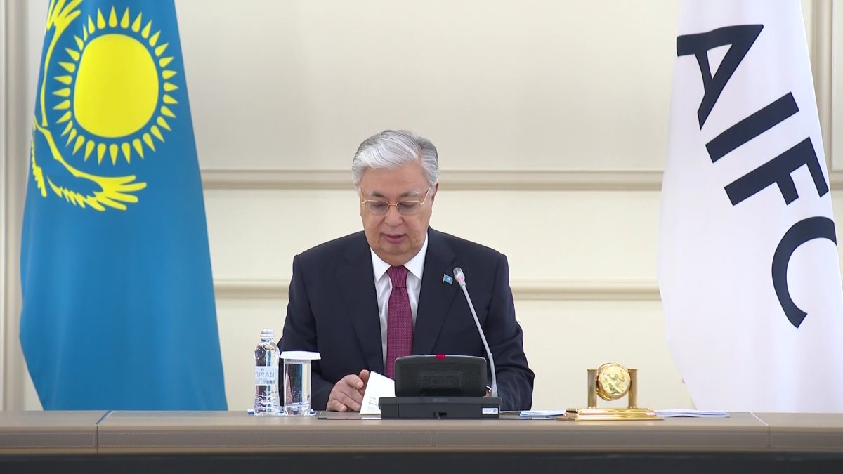 Глава государства провел заседание Совета по управлению Международным финансовым центром «Астана»