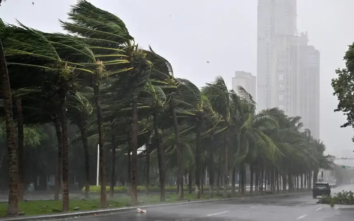 Қытайдағы «Яги» супертайфуны: 2 адам қаза тауып, 90-нан астам адам жарақат алды