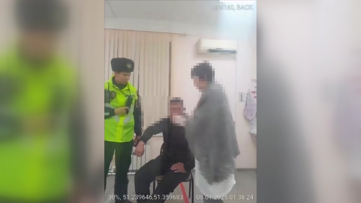 Ерегіскен жүргізушіге қару кезенген оралдық мас боп шықты