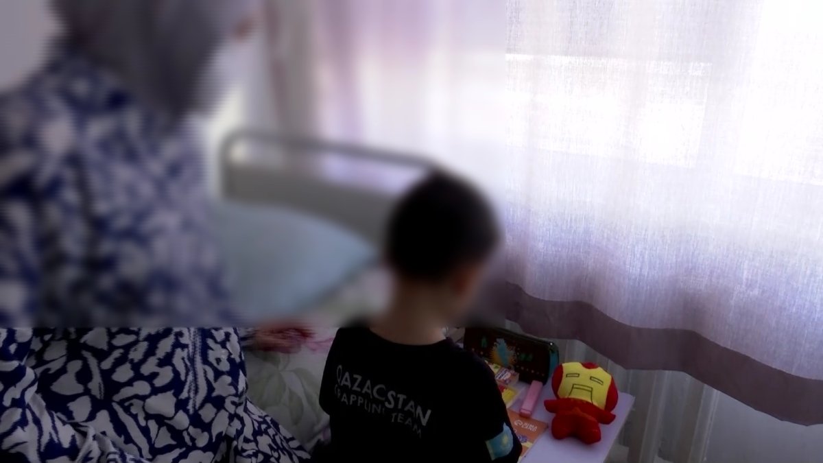 Павлодарда 4 жастағы бала 5 метрлік биіктен құлап кетті