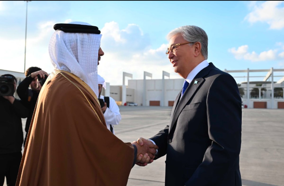 Токаев прибыл в ОАЭ