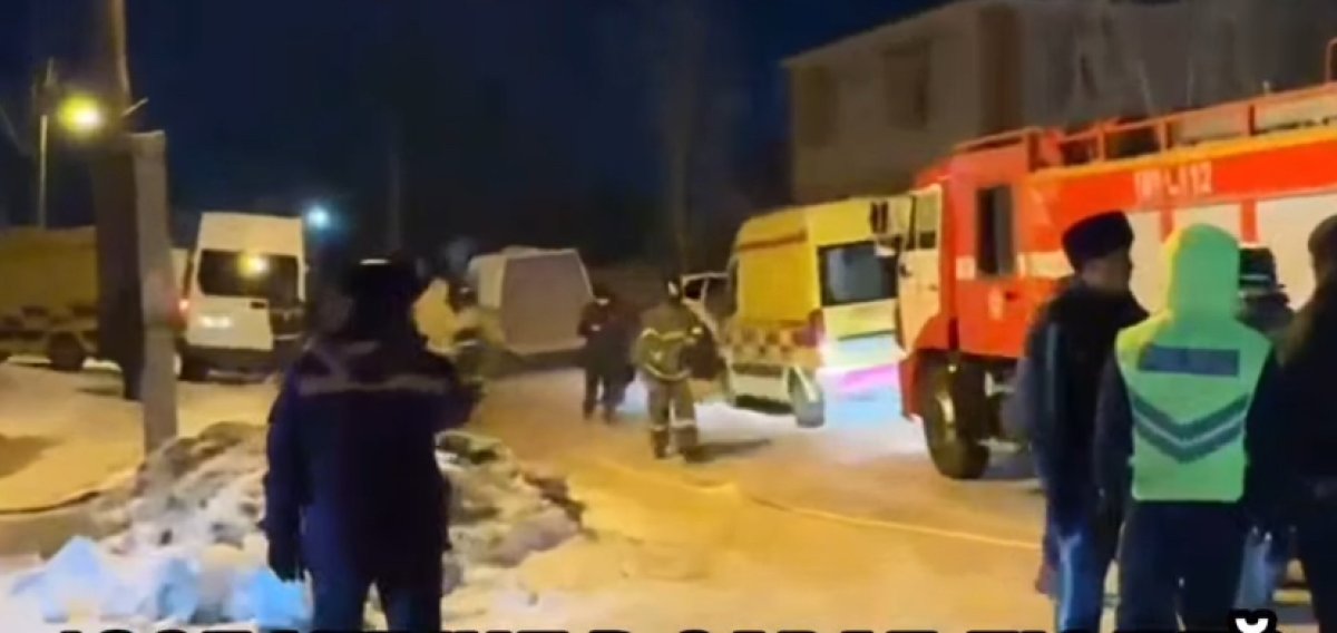 Неизвестный проник в дом и взял в заложники девушку в Актобе