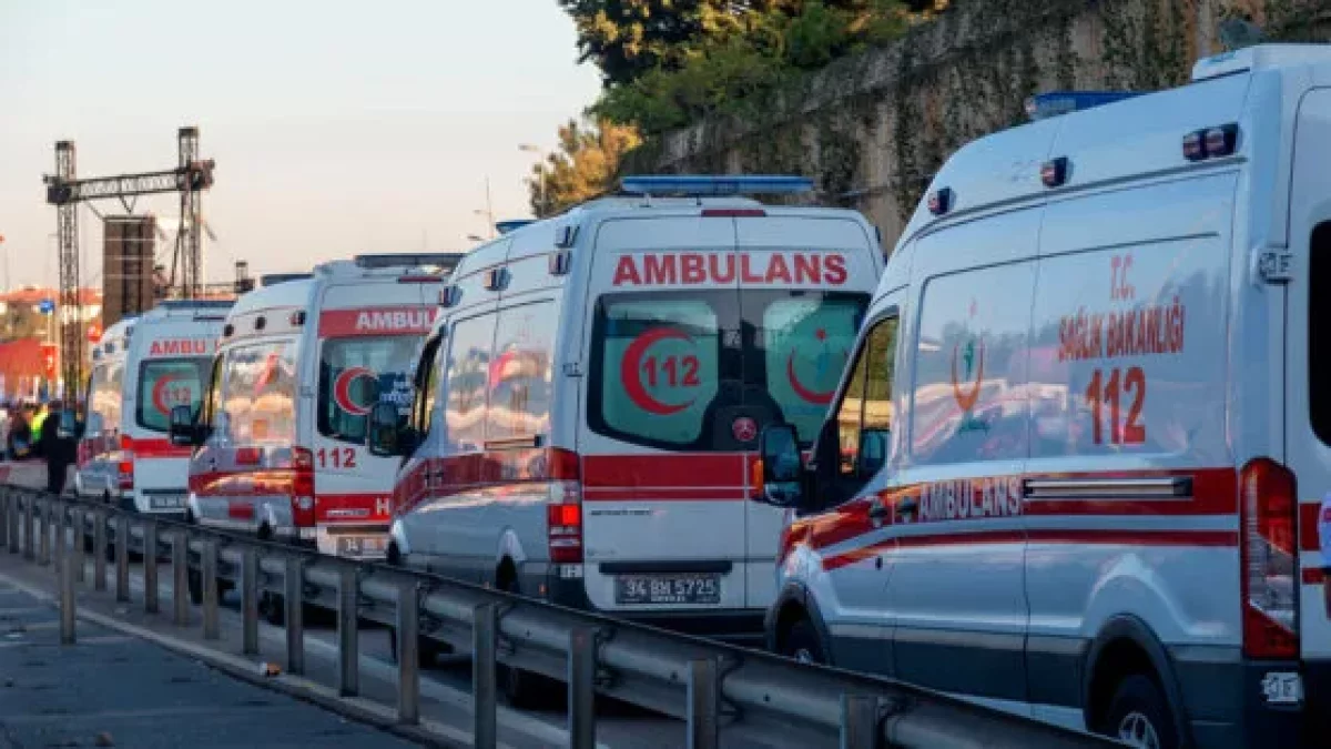 11 человек скончались от отравления алкоголем в Стамбуле