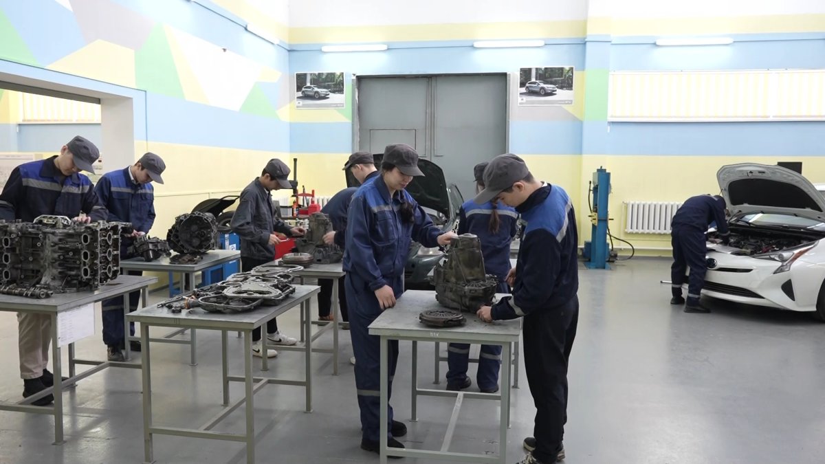 Елордада 200-ге жуық оқушы жұмысшы мамандығы дипломын алады