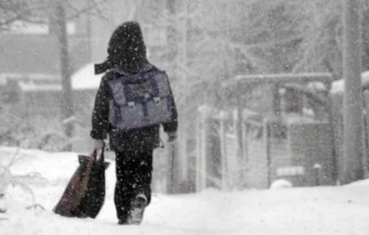 Школьникам второй смены отменили очные занятия в Астане