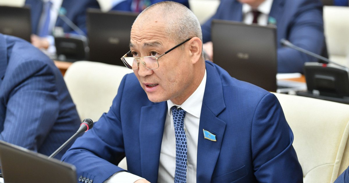 «АҚШ Президентінің шешімі Мәжіліс депутаттарының ЛГБТ-ға қарсы ұстанымымен ұштасты», - депутат