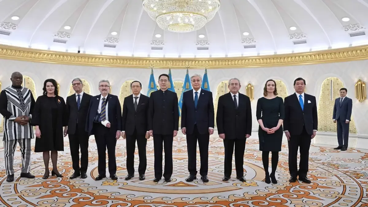 Президент бірқатар мемлекеттің елшілерінен сенім грамоталарын қабылдады