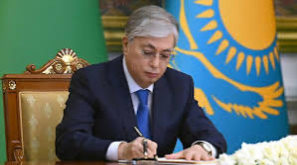 Книга Токаева «Слово об отце» появилась в аудиоформате на литературном портале