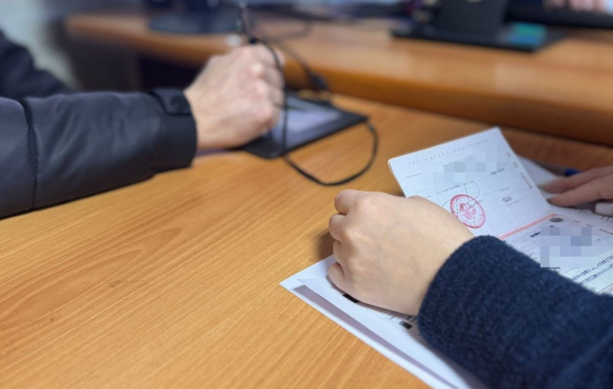 Иностранец подделал разрешение на временное проживание в Костанайской области