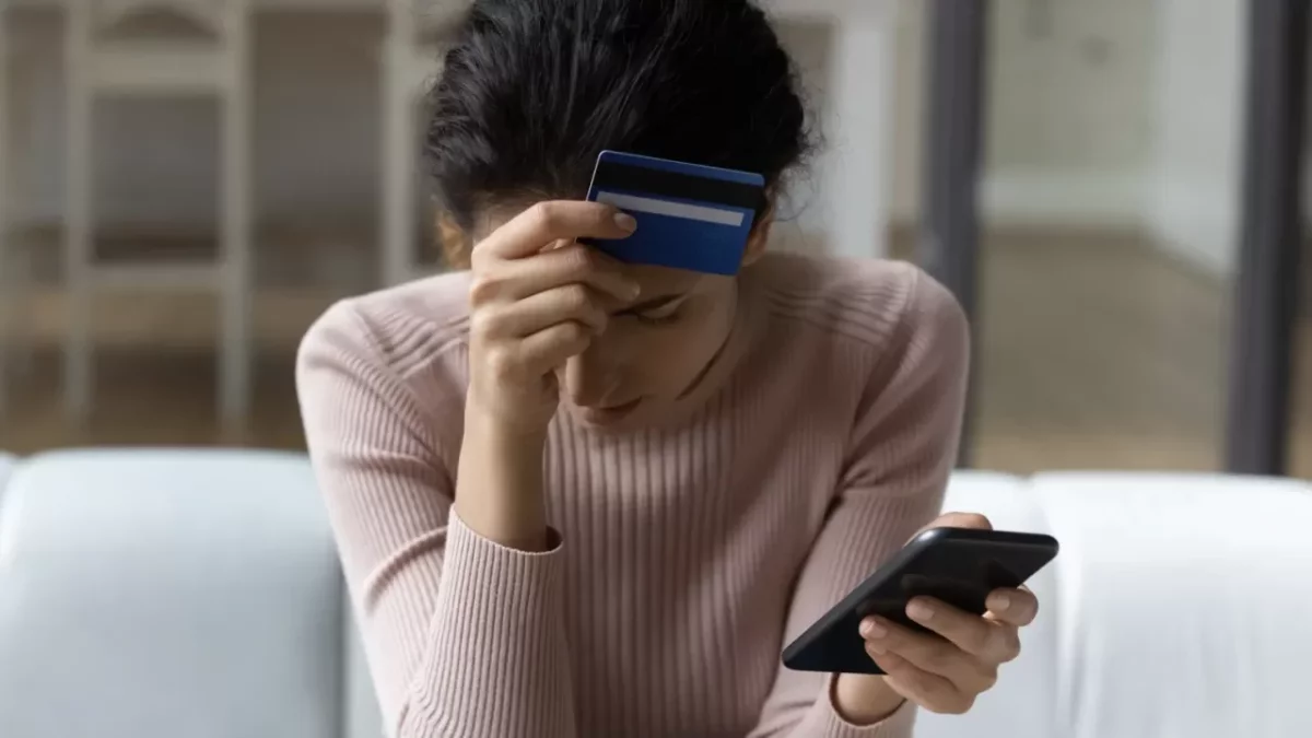 Криптовалюта арқылы табыc таппақ болған әйел 6 млн теңгесінен айырылды