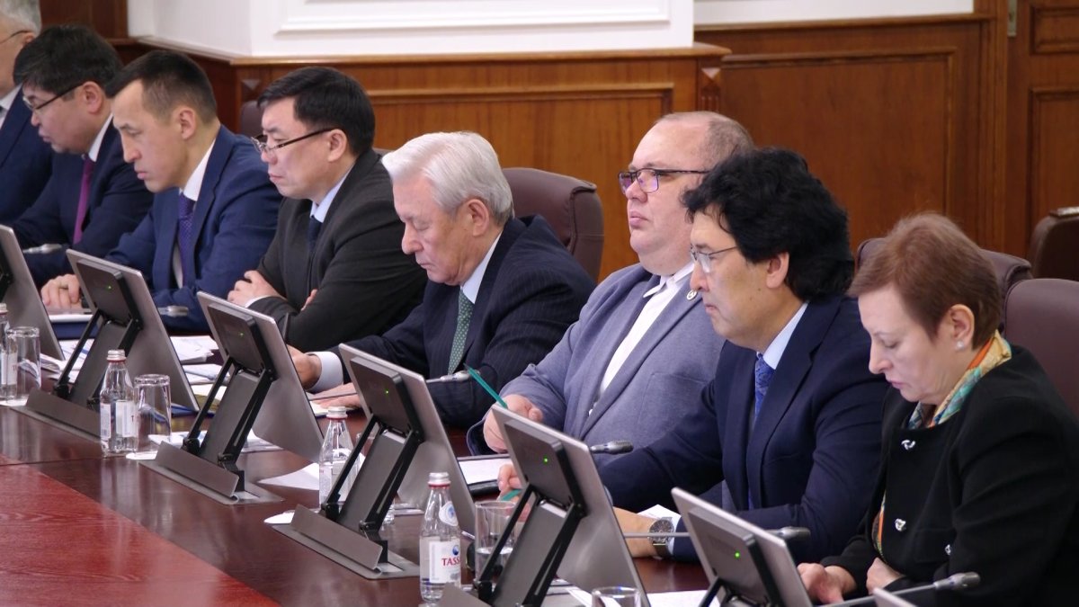 "Салық-бюджет реформасы экономиканы жетілдіруде пәрменді тетік болуы тиіс",- О.Бектенов