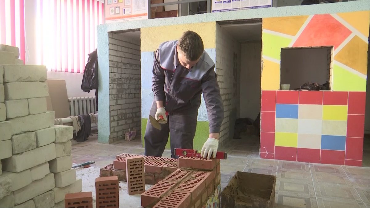 В Актюбинской области растёт спрос на специалистов в сфере строительства