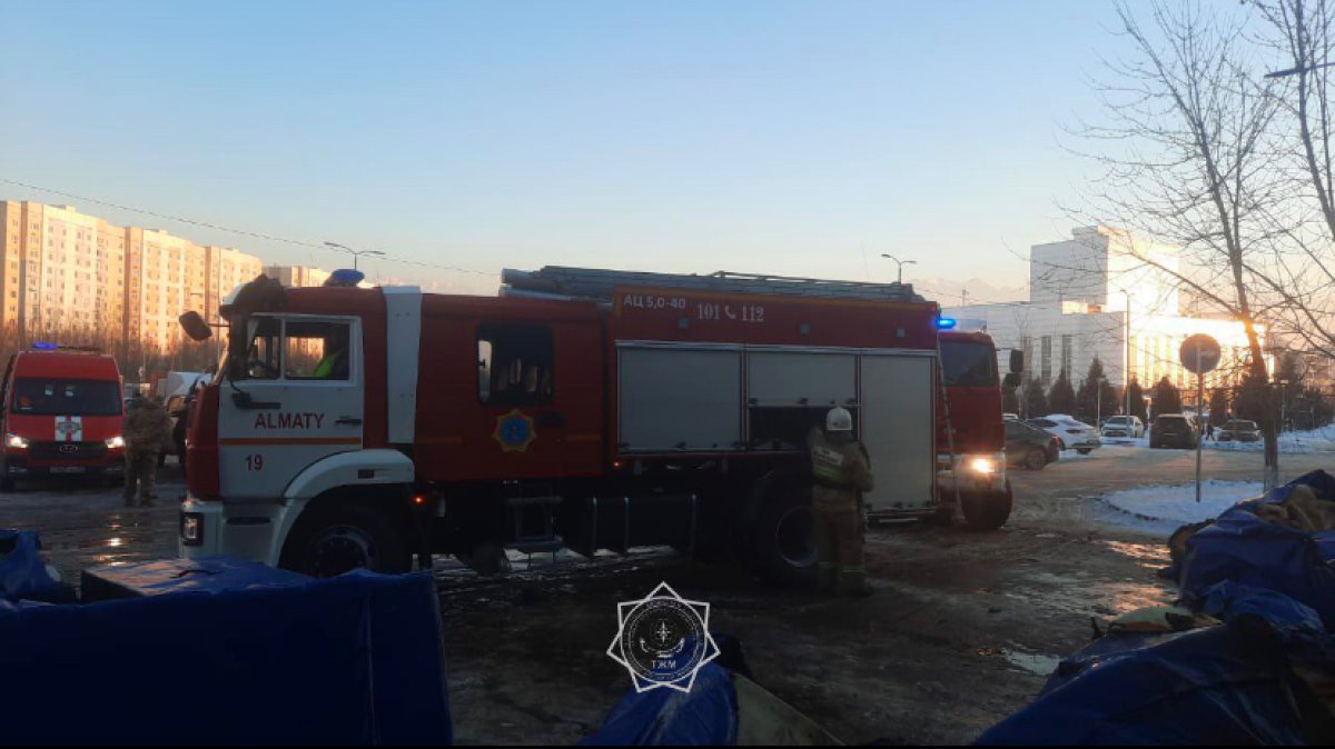 Трое детей пострадали во время пожара в Almaty Arena