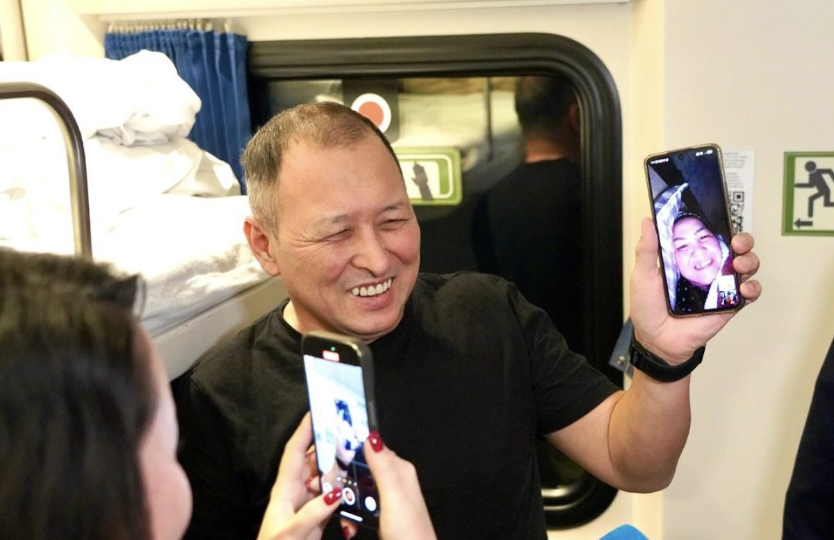 Спутниковый интернет для пассажиров запустили в казахстанском поезде