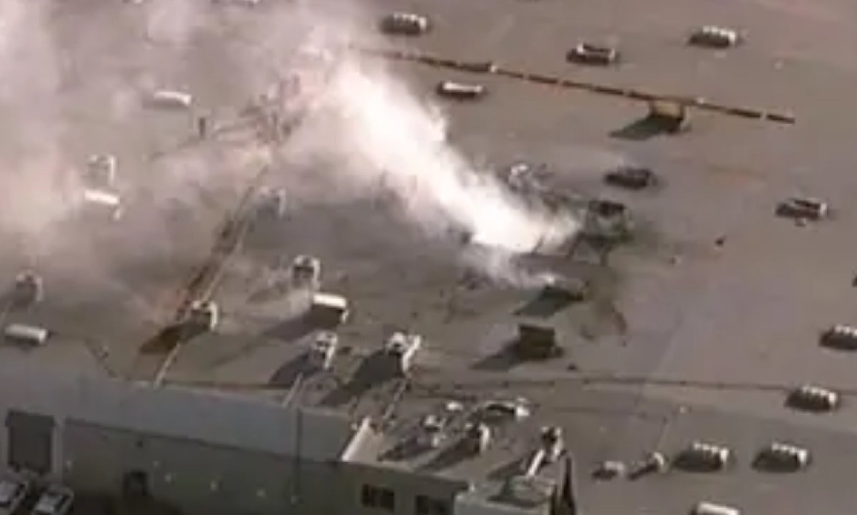 Крушение самолета в Калифорнии: двое погибли, 18 человек пострадали