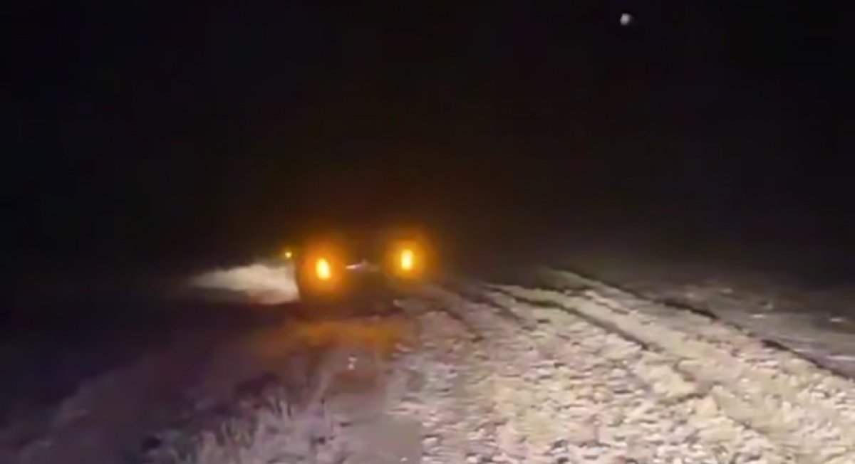 Двух человек эвакуировали из снежного заноса в Костанайской области