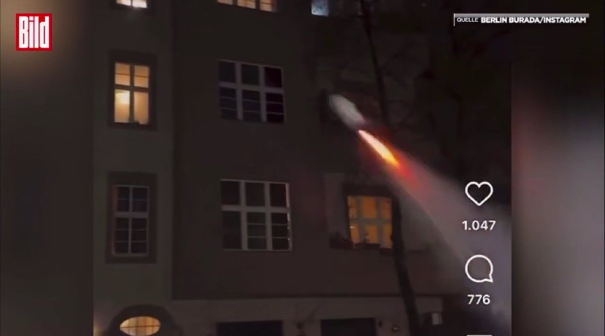 Блогер запустил фейерверк в жилую квартиру