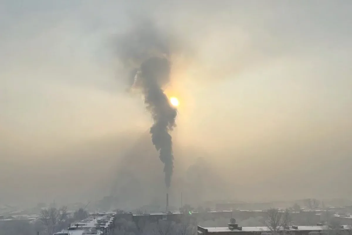 О загрязнении воздуха предупредили жителей сразу восьми городов Казахстана